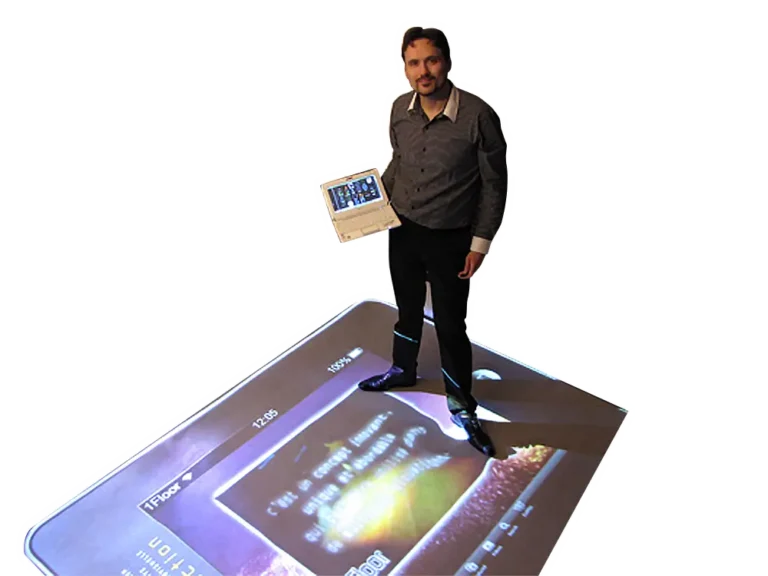 florian lécuyer 1mpactproduction sur une projection interactive au sol