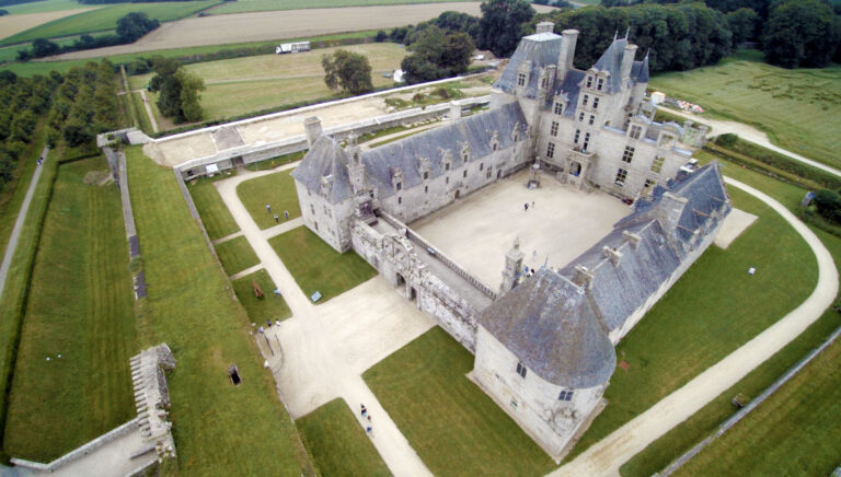 Château Kerjean drone